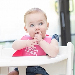Bella Tunno Silicone Bib | It's Me